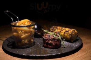 Epicentru Steak Pub Comida