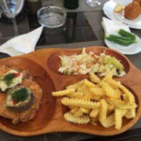 Varful Cu Dor Comida