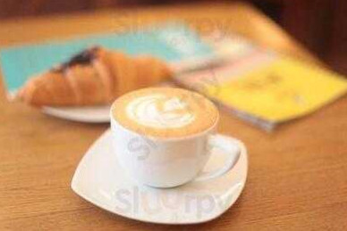 Cafeneaua Noastra În interior