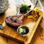 Grenier Braserie Comida