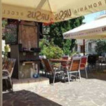 Weekend Bistro Cafe Terasa Extérieur