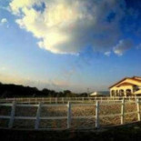 Ecvestria Extérieur