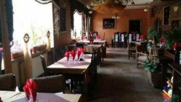 Amasi À l'intérieur