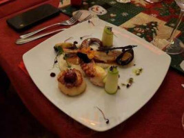 On Plonge Jr. Nourriture