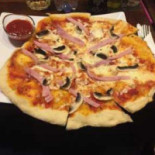 Kalapos Gasztro Pub Mâncare
