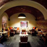 Bricks Meating Point À l'intérieur