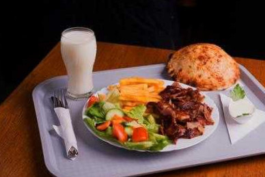 Atlantik Doner În interior