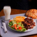 Atlantik Doner În interior