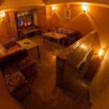 Mon Cher Caffe Decebal À l'intérieur