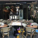 Chicken Staff À l'intérieur