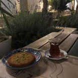 Al Za'atar À l'intérieur