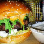 Tribeca Pub Charcoal Grill Mâncare