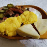 Vitoria Lipan Dentro