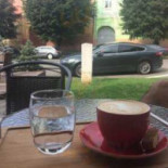 Friends Wine And Coffee Mâncare