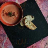 Scarlet Cafe Mâncare