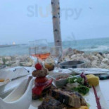 Golful Pescarilor Comida