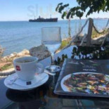 Pofta Pescarului food