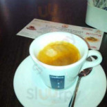Jolie Cafe Mâncare