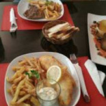 55 Pub & Bistro Mâncare