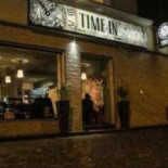 Time In Dentro