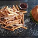 Zvetto Burger Mâncare