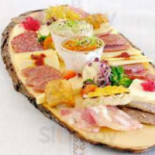 Cămara Boierului Nourriture