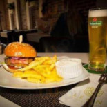 Leon Gourmet Nourriture