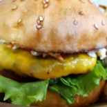 Country Burger House Mâncare