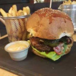 Burgheria Tomis 107 Nourriture