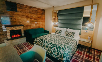 Complex Lostrita À l'intérieur