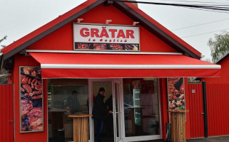 Gratar La Costica outside