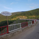 La Clatite, Inainte Exterior