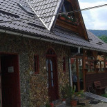 Hanul Vrăjit -terasă Exterior