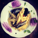 Convivium Bistro Cafe Mâncare