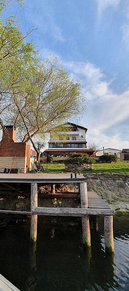 Pensiunea Pelicanul Si Cazare Exterior