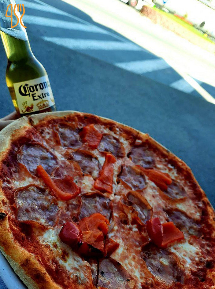 Pizzeria Al Pomodoro Mâncare