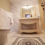 Grădina Mariajelor În interior