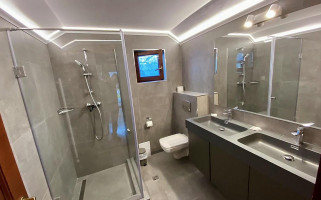 Complex Adora À l'intérieur