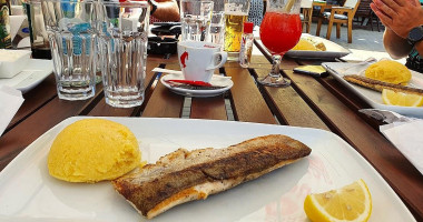 Complex Adora Comida