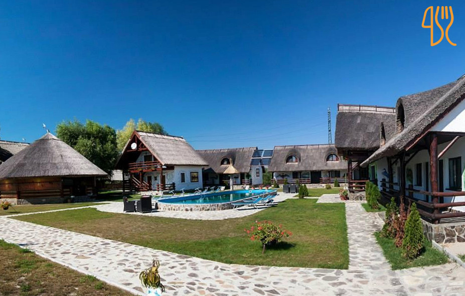 Hanul Pescarilor Exterior