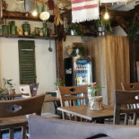 Bizarre Foods À l'intérieur