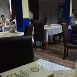 La Frații Jecan În interior