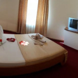 Trandafirul Galben À l'intérieur