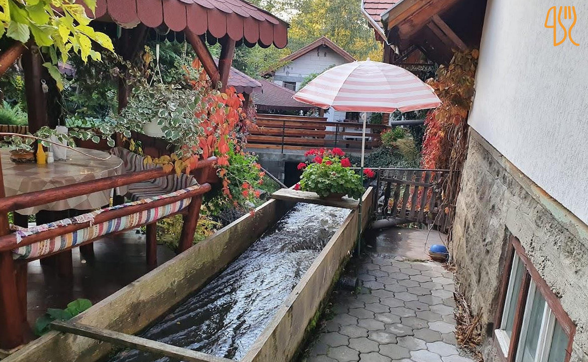 Watermill Pension And Trout Exterior