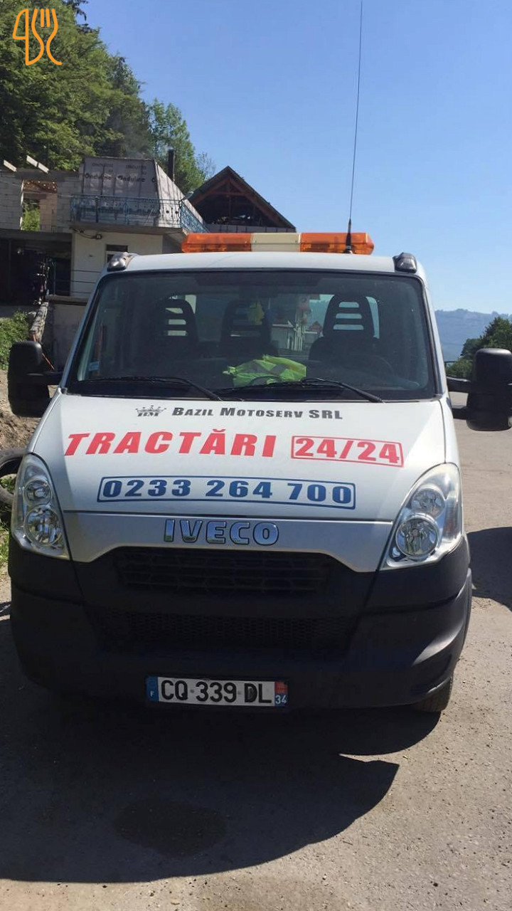 Bazil Motoserv Exterior