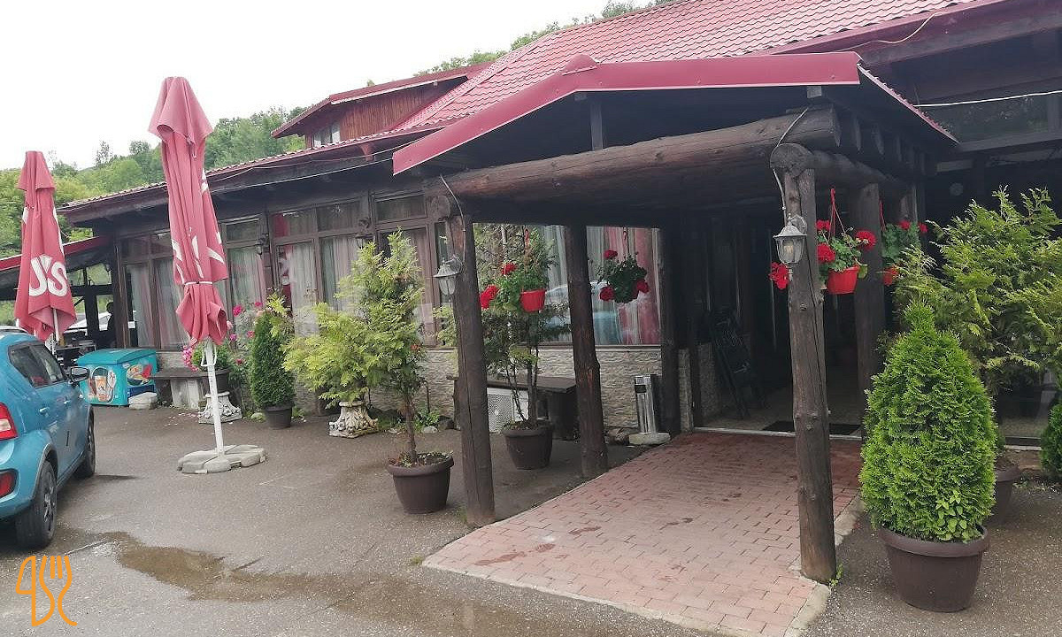 Casa Bucătarului Exterior