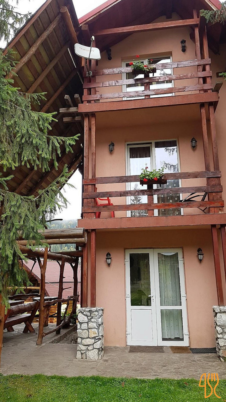 Pensiunea Ovidiu Exterior
