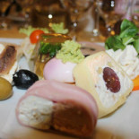 Hanu Bratcutei Comida