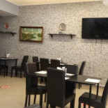 La Tata Nelu À l'intérieur