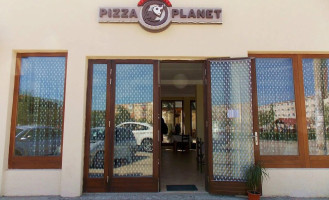 Pizza Planet Turda outside